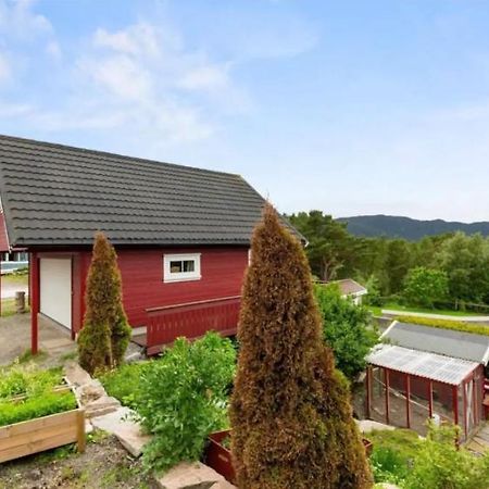 Leilighet Med Gratis Parkering Og Wifi Kristiansund Zewnętrze zdjęcie